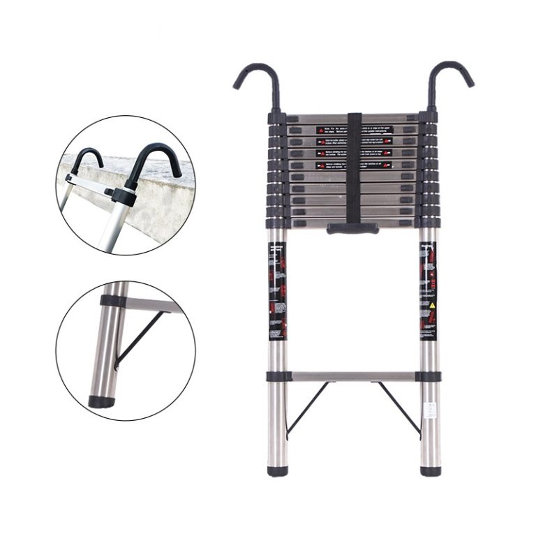 Steel telescopic ladder with hook
