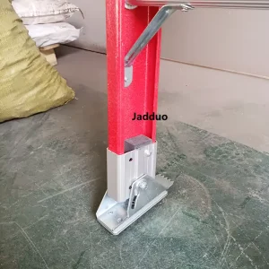 Red insulated ladder 2 section ladder With pulley and rope