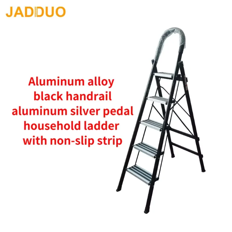 Black Aluminum Household Ladder with Non-slip Strip