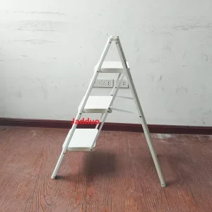 Iron Flower Stand Ladder White