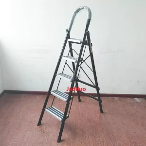 Black Aluminum Household Ladder with Non-slip Strip