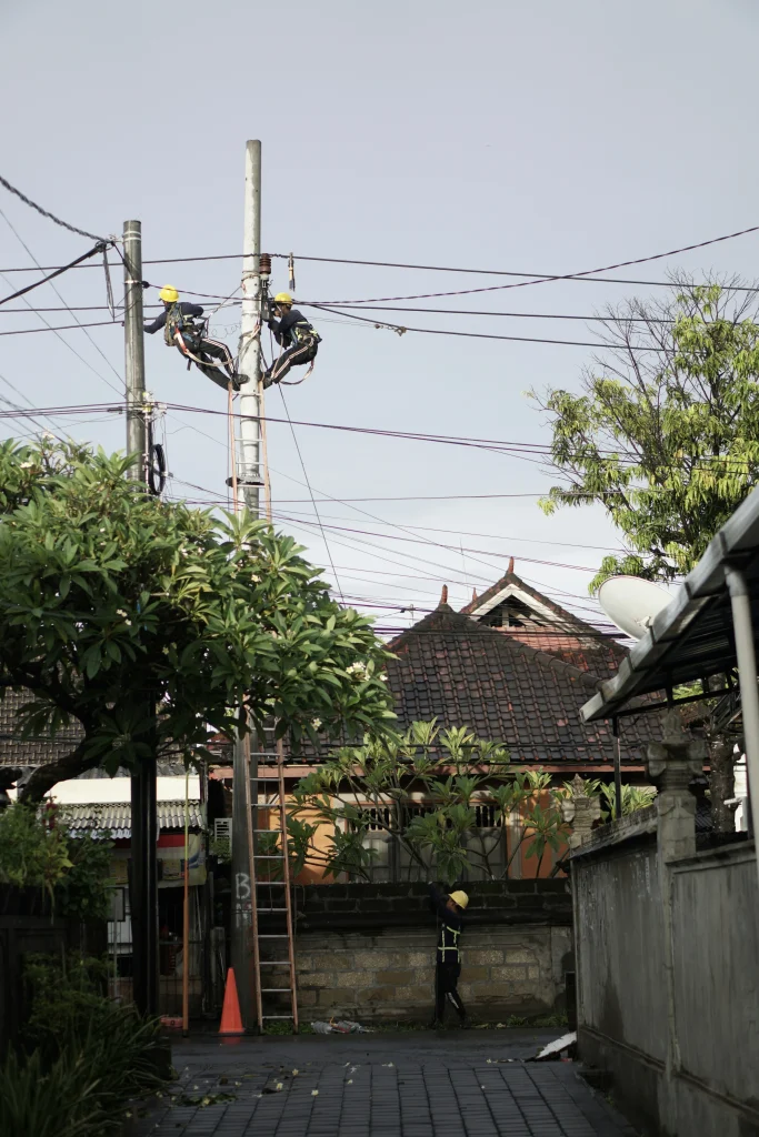 1-ladder for pole