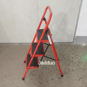 Round tube iron ladder red color Step size 30x20cm