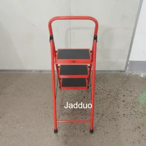 Round tube iron ladder red color Step size 30x20cm