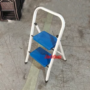 Square tube iron ladder and blue step without rubber leather