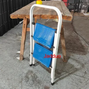 Square tube iron ladder and blue step without rubber leather