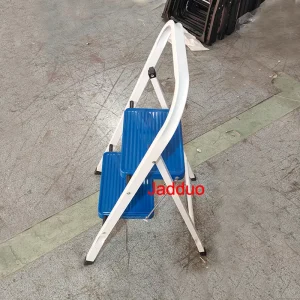 Square tube iron ladder and blue step without rubber leather