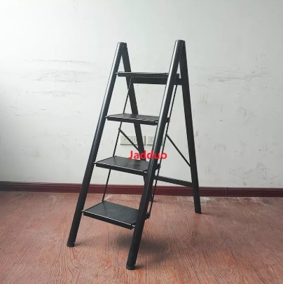 Black Aluminum Flower Stand Step Ladder