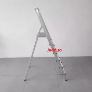 Aluminium step ladder with iron top steps