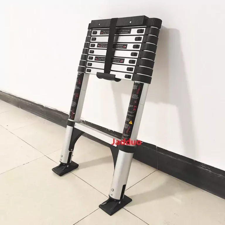 How to Choose a Ladder for Uneven Ground in Industrial Work